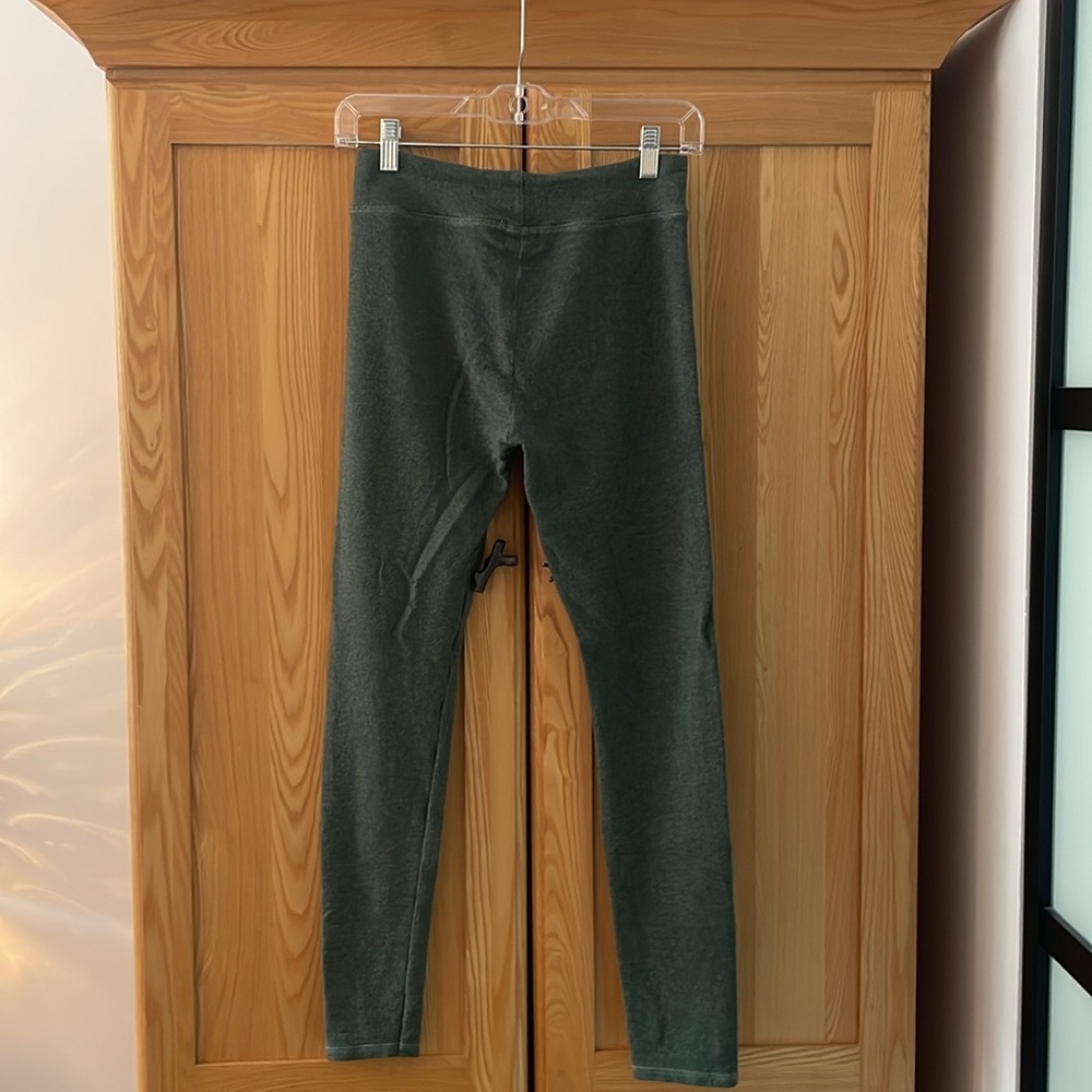 Sundry Olive Green Leggings